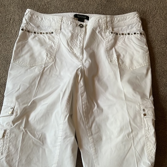 White House | Black Market - Capri Pants - White - Size 8 - Picture 4 of 7